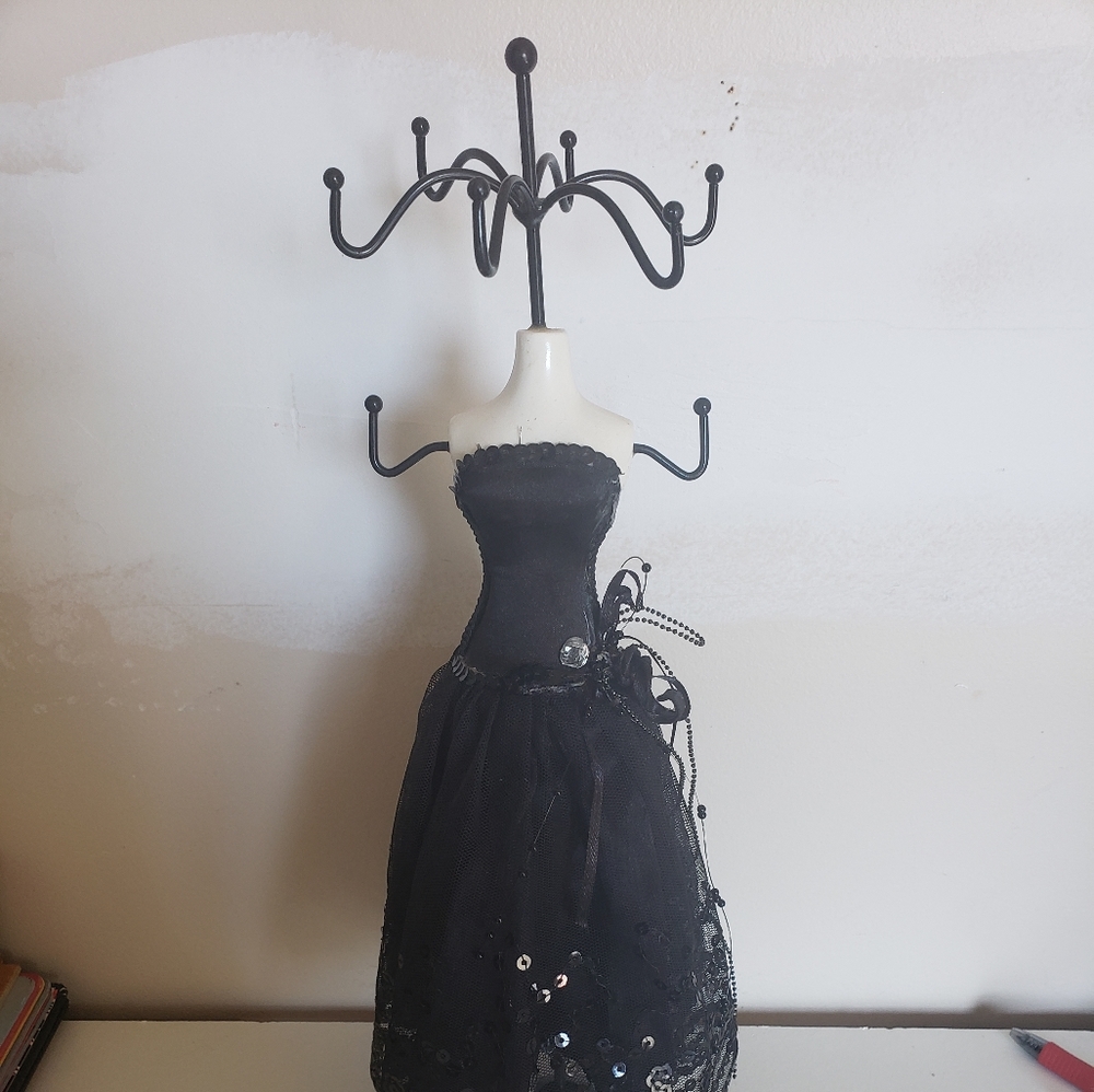 Jewelry holder